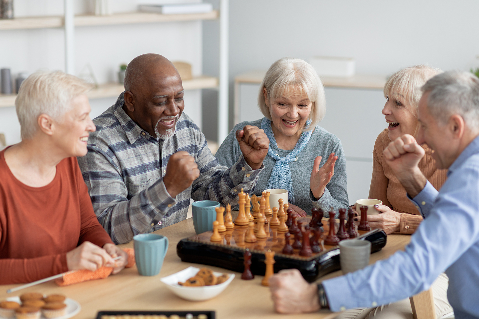 Social Seniors: Home Care Manhattan Beach CA